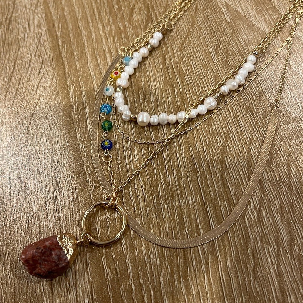 FREE PEOPLE necklace♥️